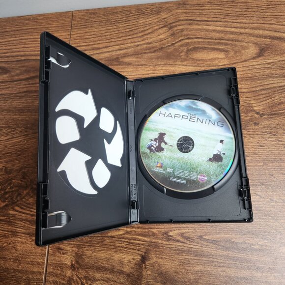DVD 2/$10 or 6/$20 The Happening - Picture 2 of 2